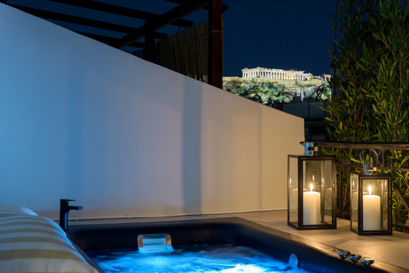 Penthouse with Acropolis View & Plunge Pool